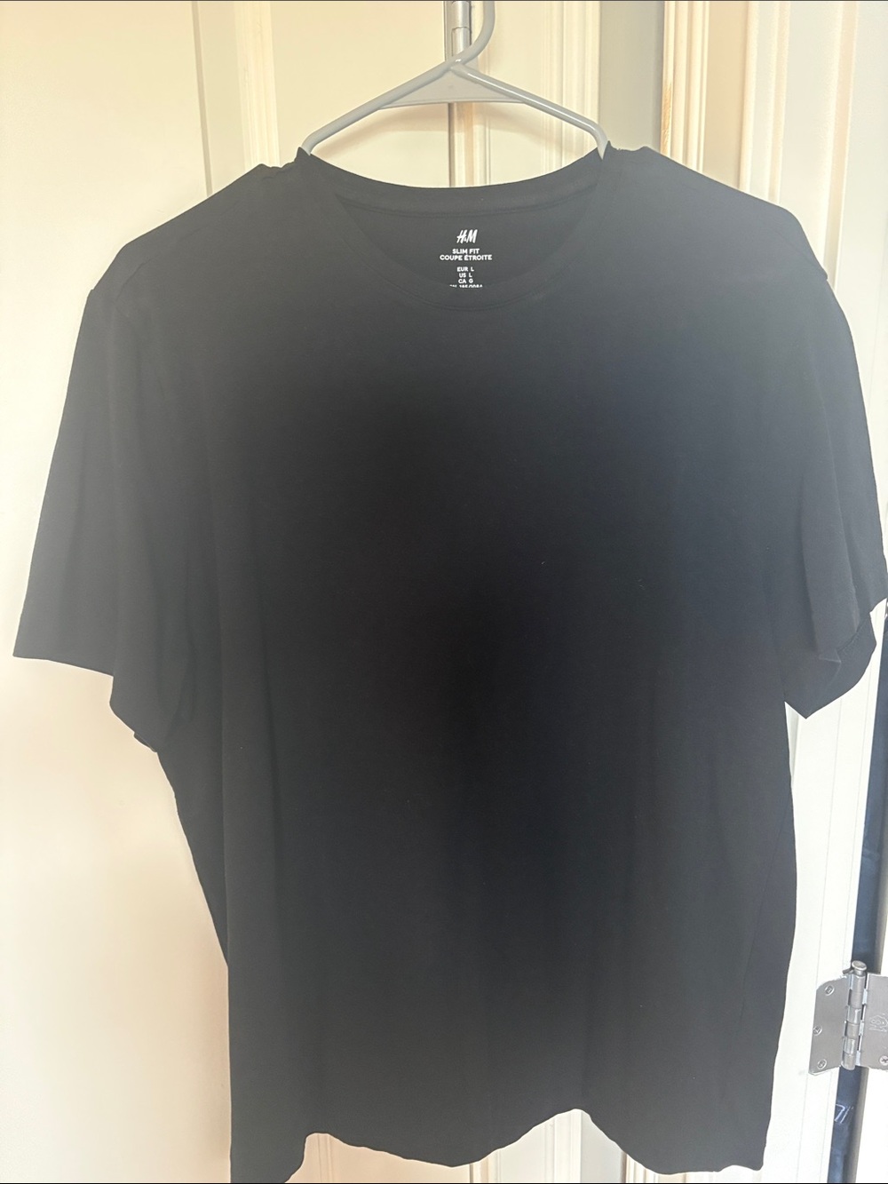 H&M Men’s Black Crew Neck Tee – Short Sleeve